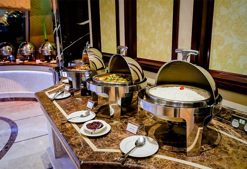 ala grand restaurant at ge al barsha