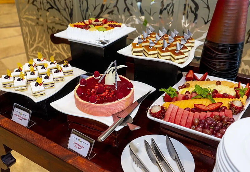 ala grand restaurant at ge al barsha